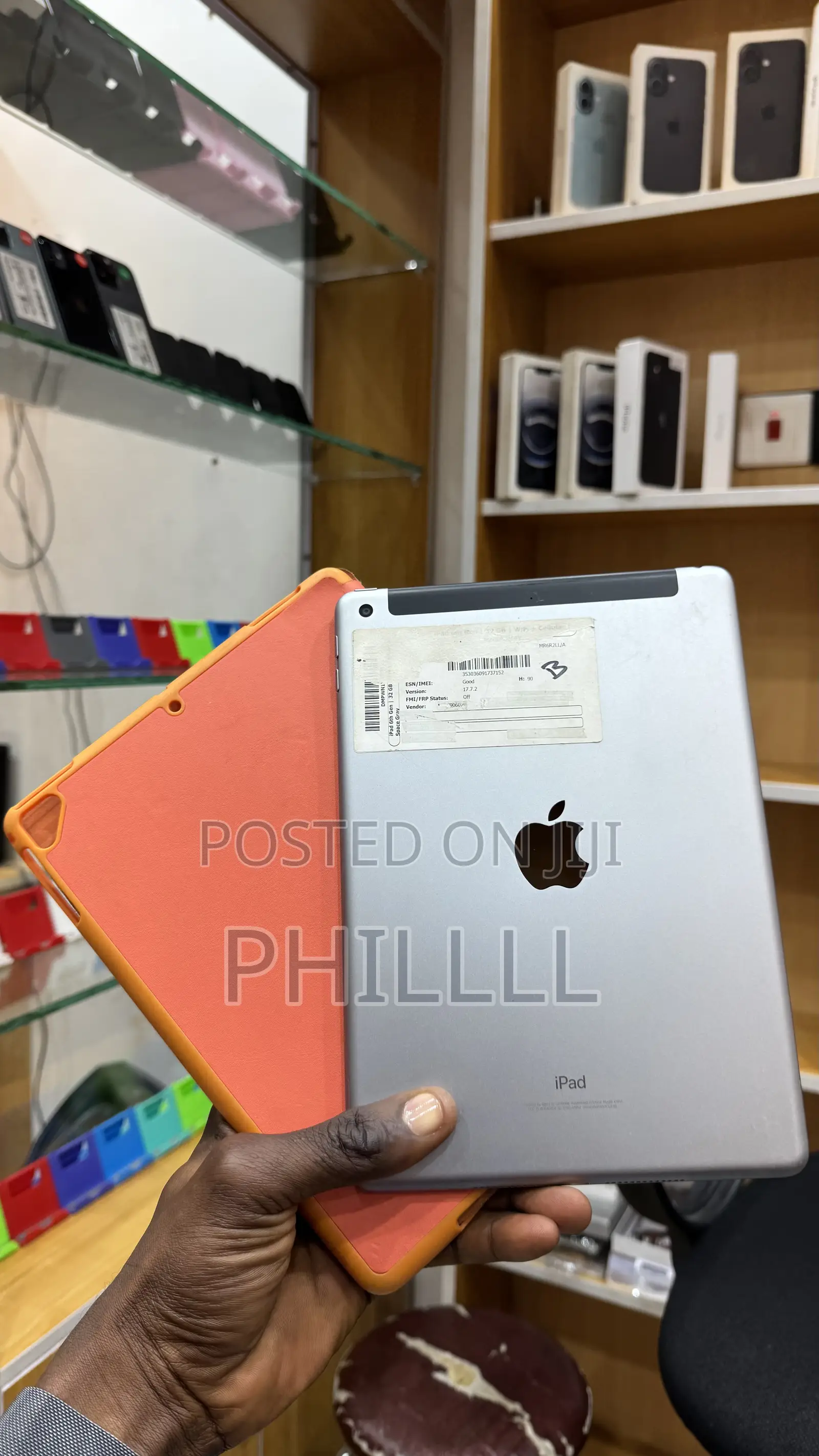 Apple iPad 9.7 32 GB Gray