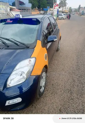 Toyota Vitz 1.3 AWD 5dr 2010 Blue