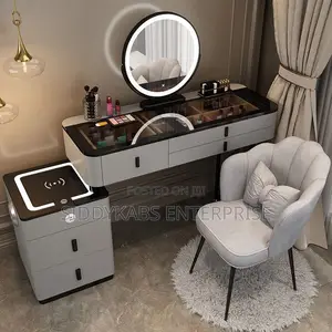 Modern Dressing Table Set