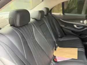 Mercedes-Benz E300 2018 Black