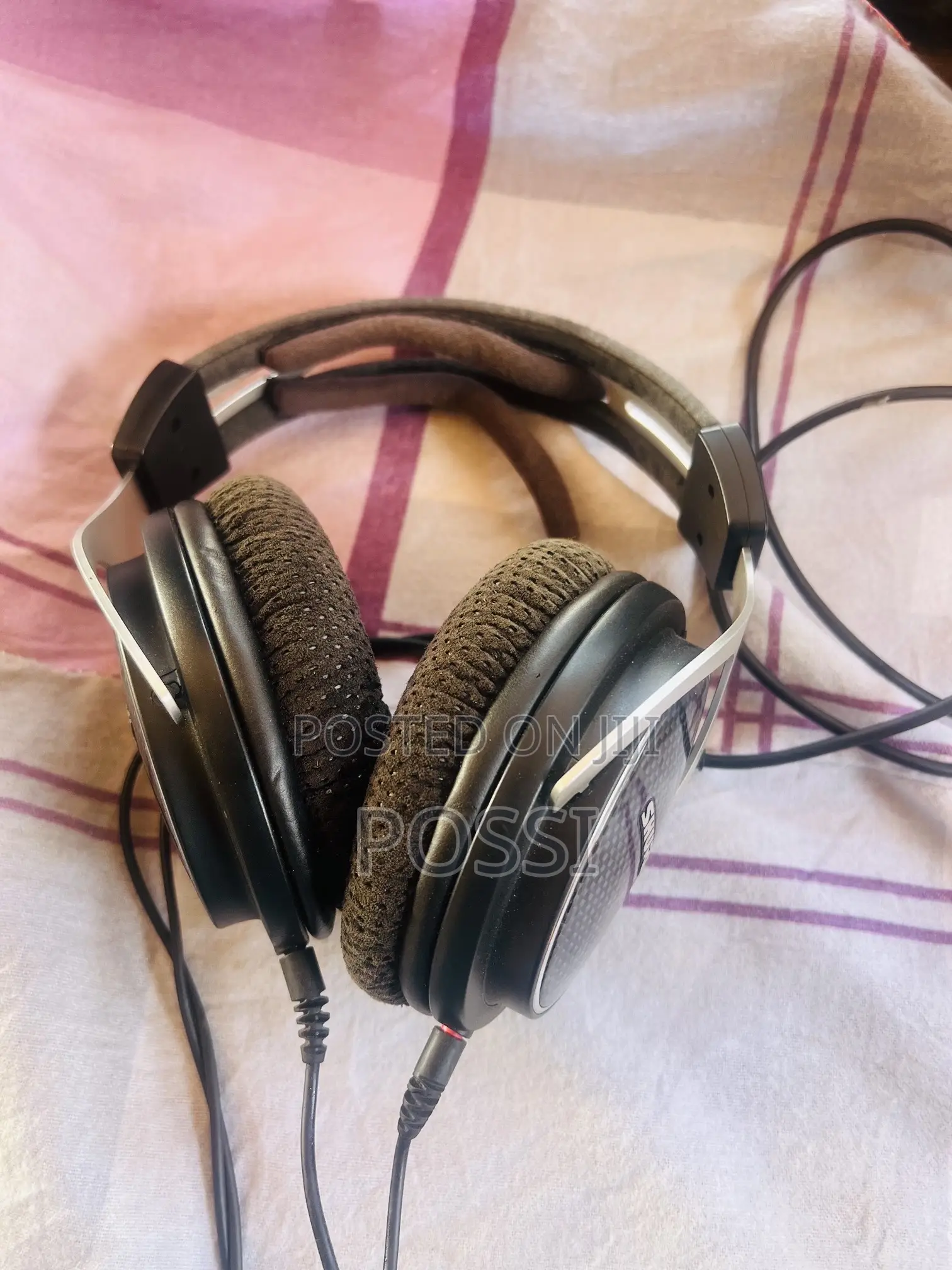 Shure Headset From Uk ( Srh1540 )