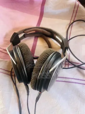 Shure Headset From Uk ( Srh1540 )