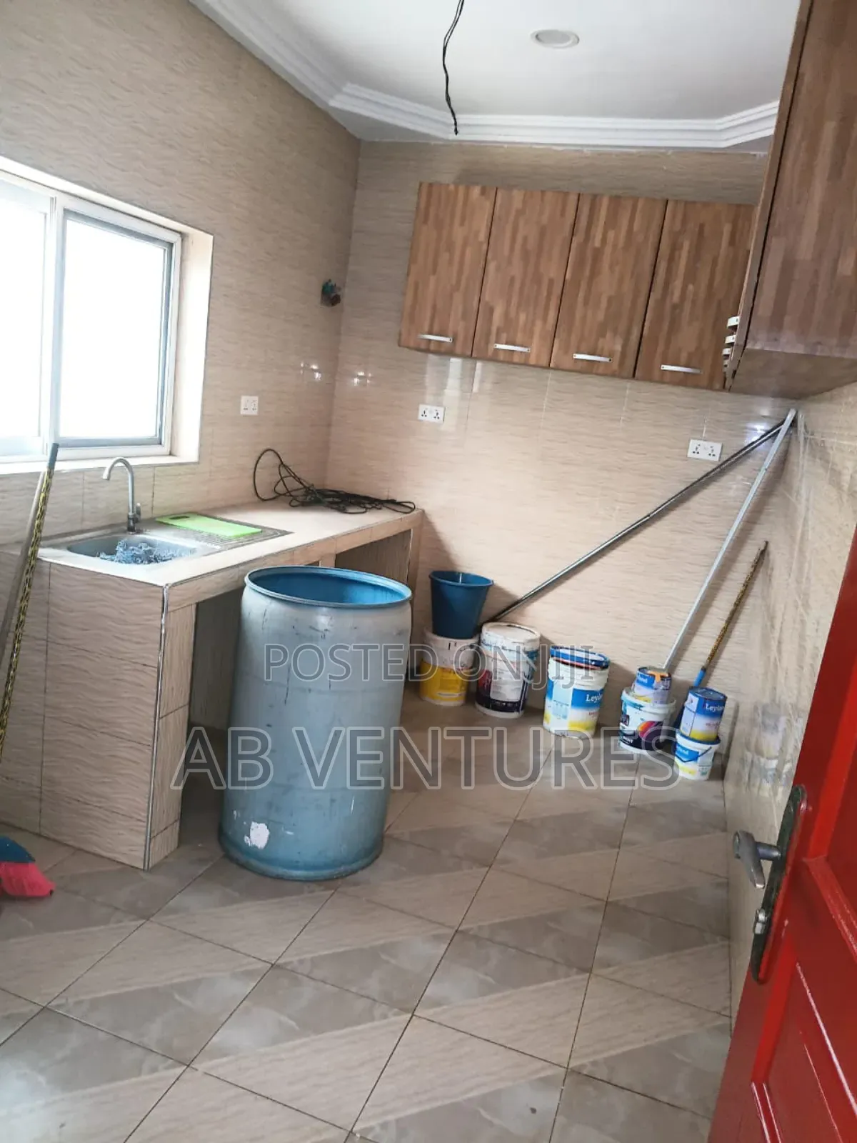 3bdrm Apartment in Malejor, Valley View Area for rent