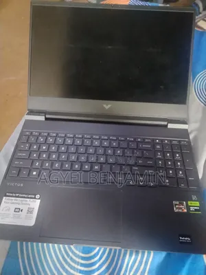 Laptop 16GB AMD Ryzen 5 SSD 1T
