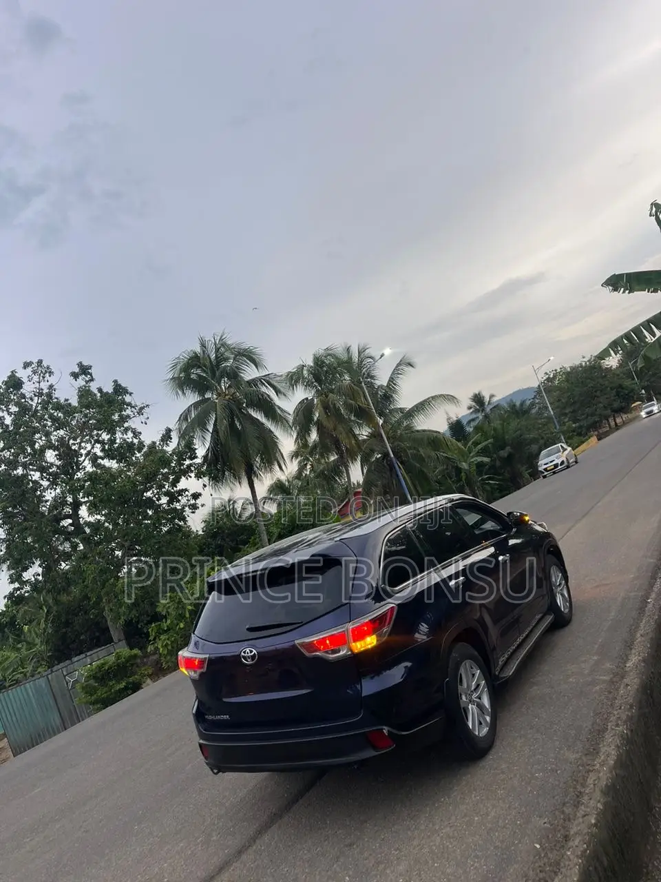 Toyota Highlander 2017 Blue