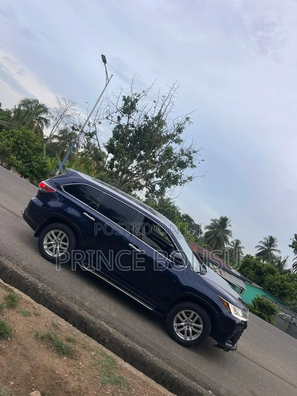 Toyota Highlander 2017 Blue