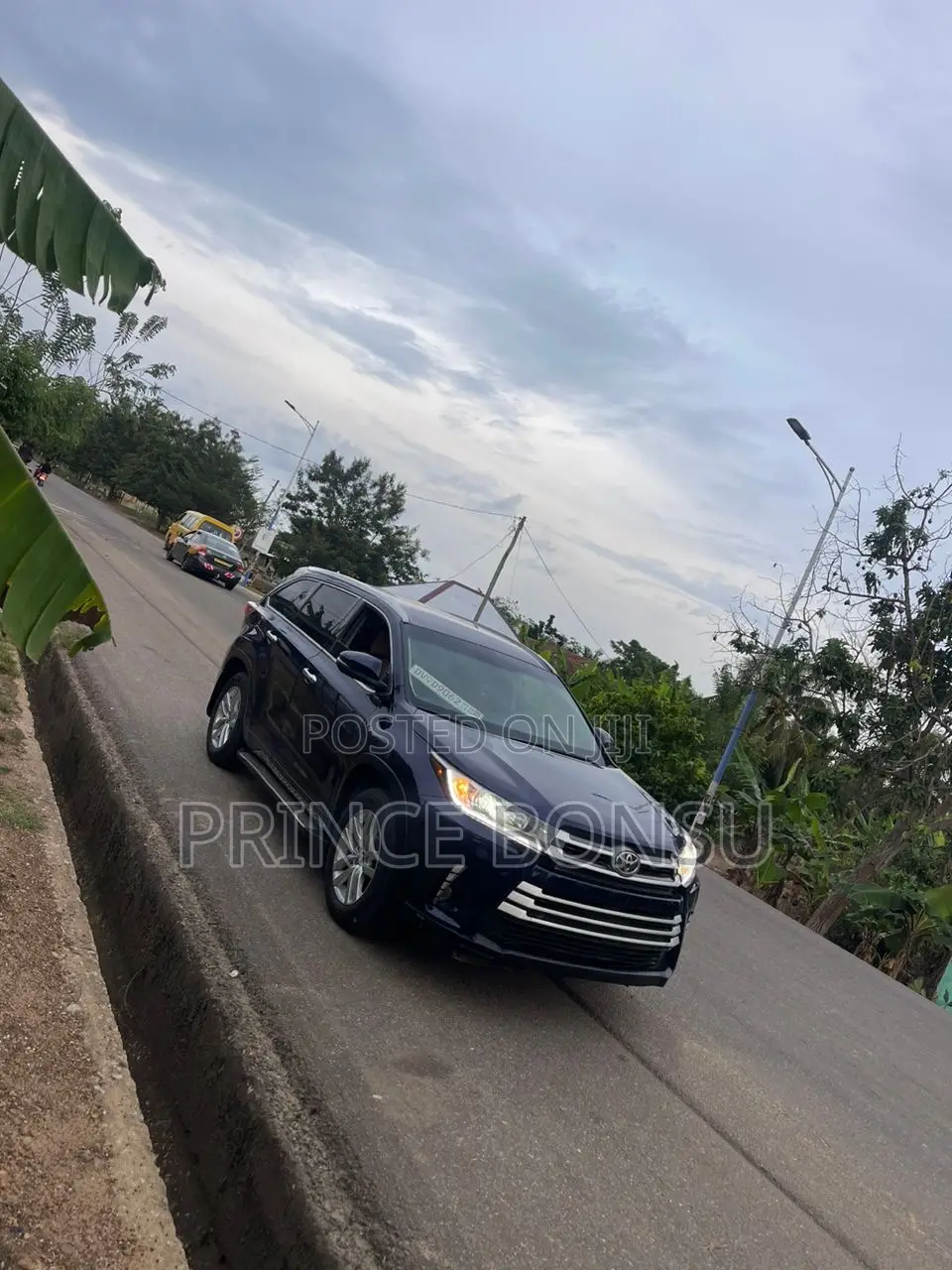 Toyota Highlander 2017 Blue