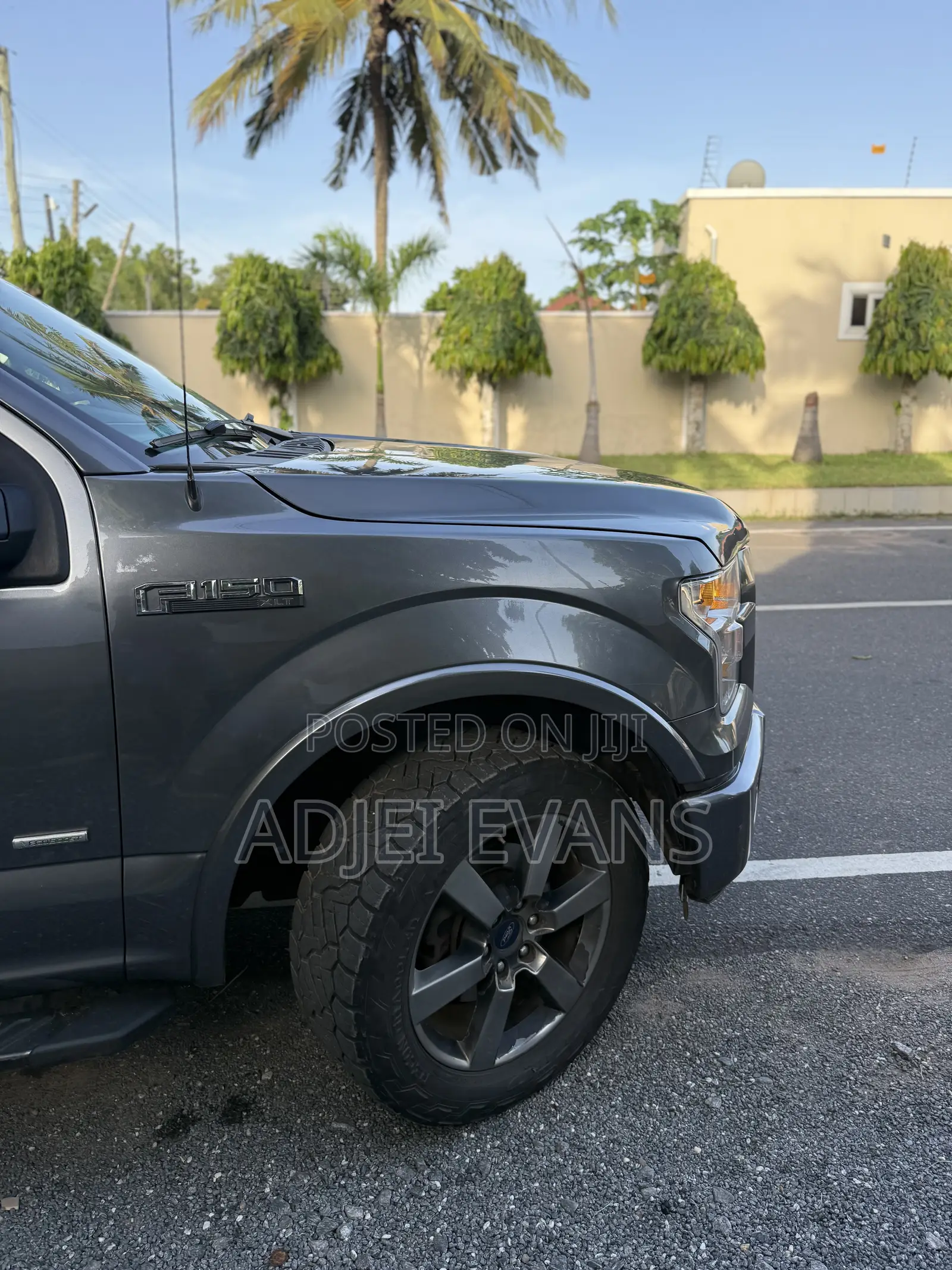 Ford F-150 XLT 4x2 SuperCab Styleside 6.5 ft. box 145 in. WB 2016 Gray