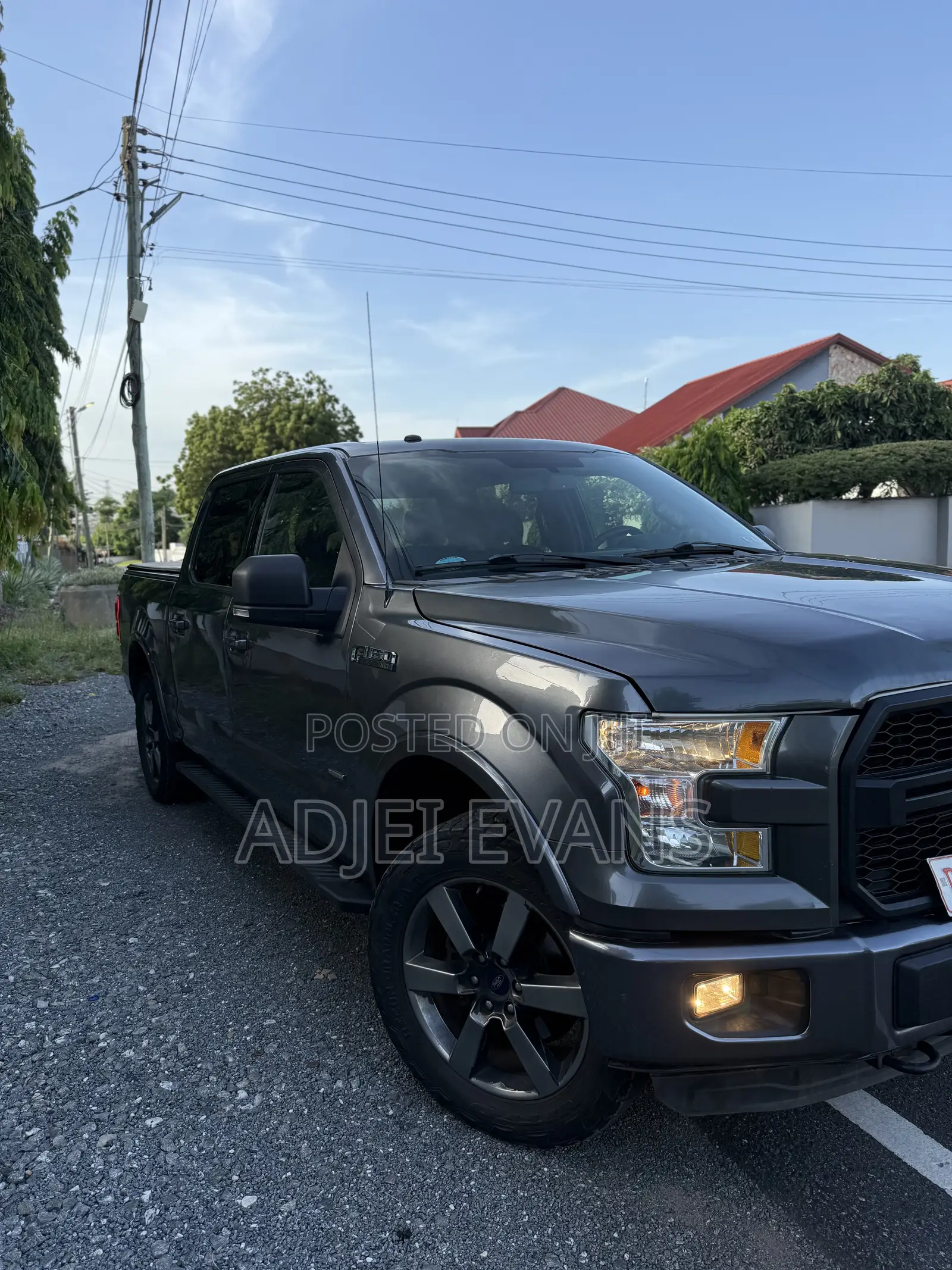 Ford F-150 XLT 4x2 SuperCab Styleside 6.5 ft. box 145 in. WB 2016 Gray
