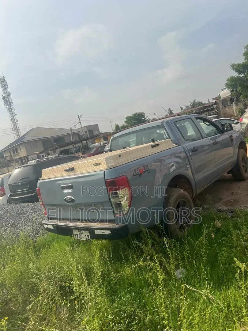 Ford Ranger Wildtrak 2012 Blue