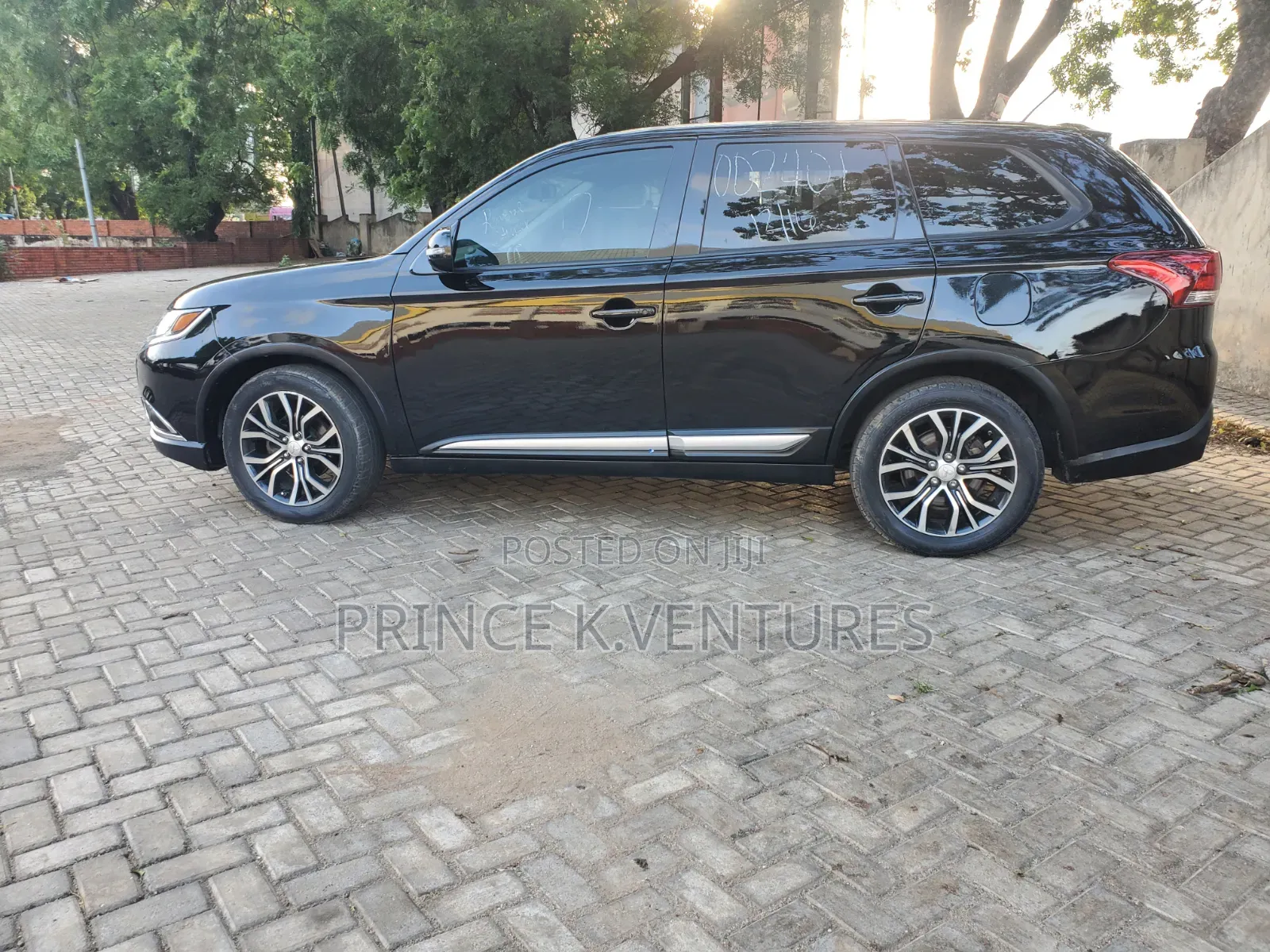 Mitsubishi Outlander 2.0 PHEV AWD 2016 Black