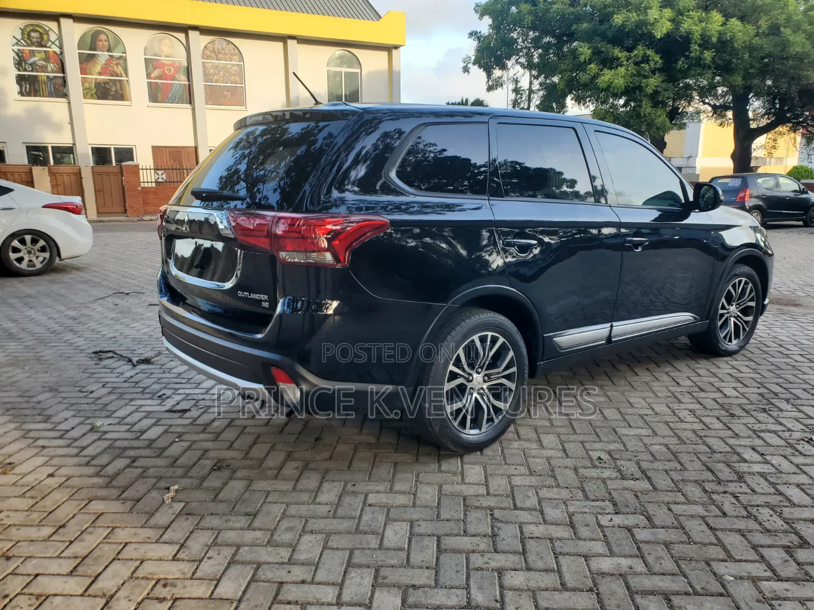 Mitsubishi Outlander 2.0 PHEV AWD 2016 Black
