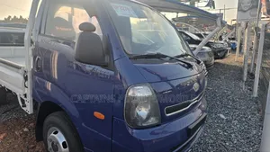 Kia Bongo 2013 Blue