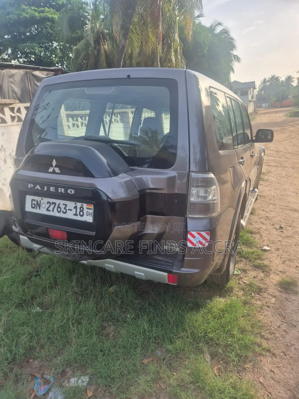 Mitsubishi Pajero 2015 Brown