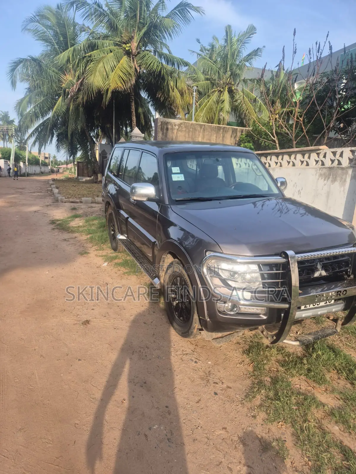 Mitsubishi Pajero 2015 Brown