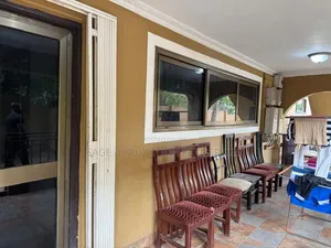2bdrm Apartment in American House for rent