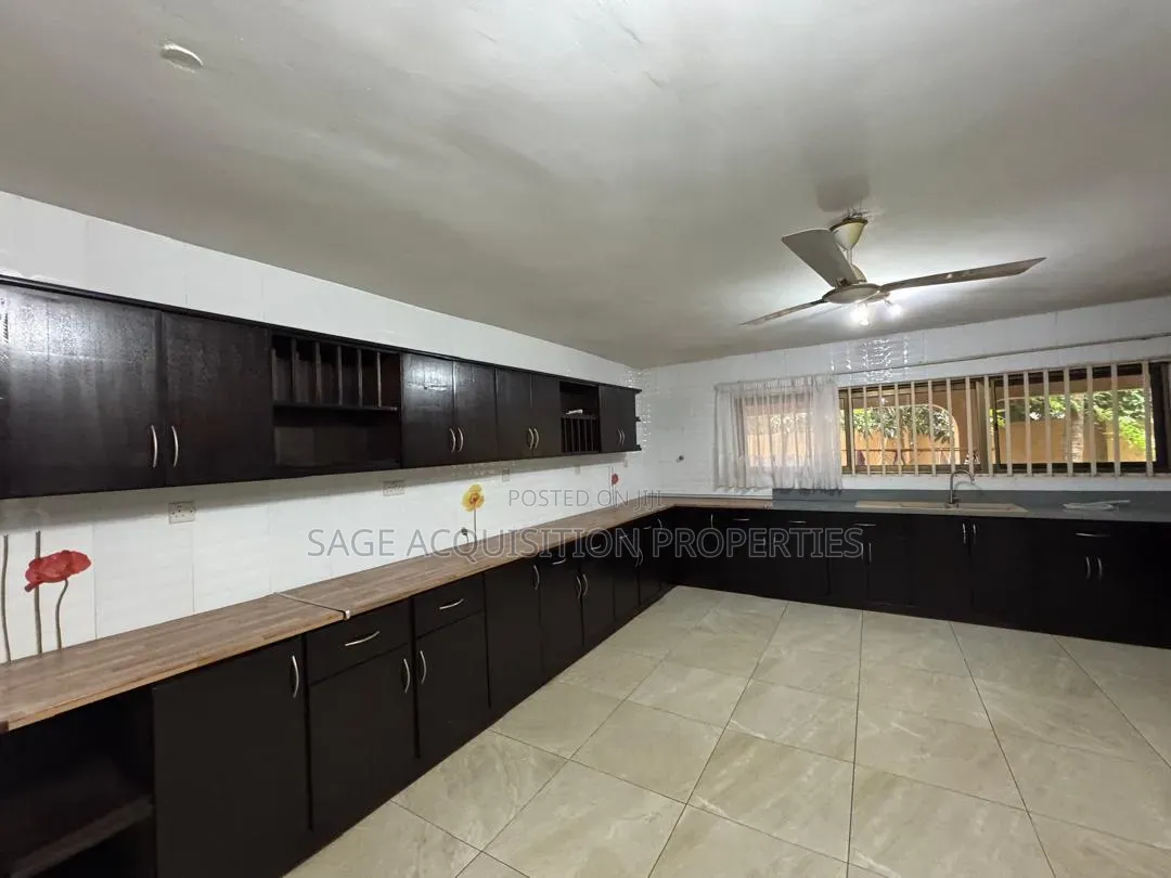 2bdrm Apartment in American House for rent