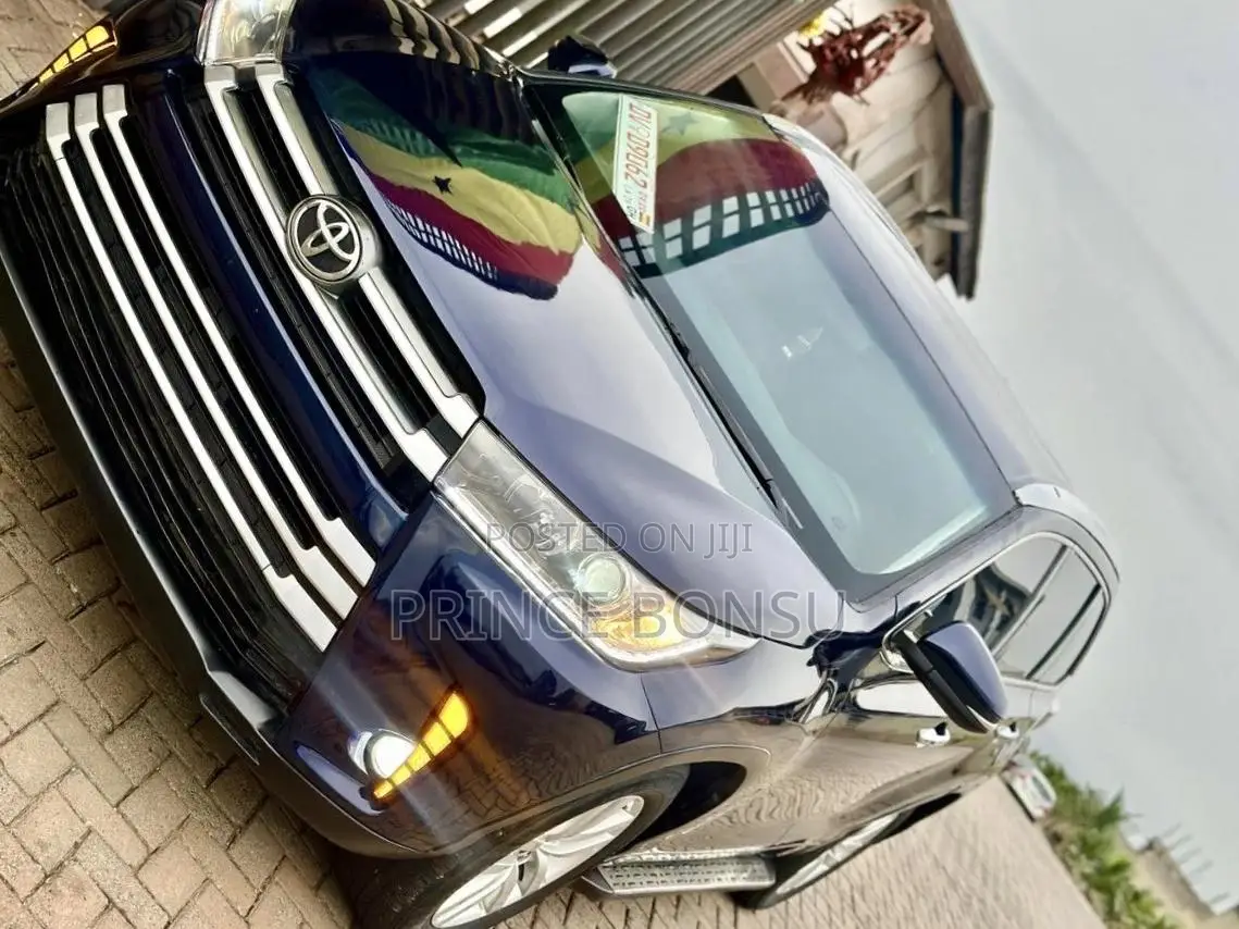 Toyota Highlander 2017 Blue