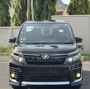 Toyota Voxy SV Premium 2014 Black