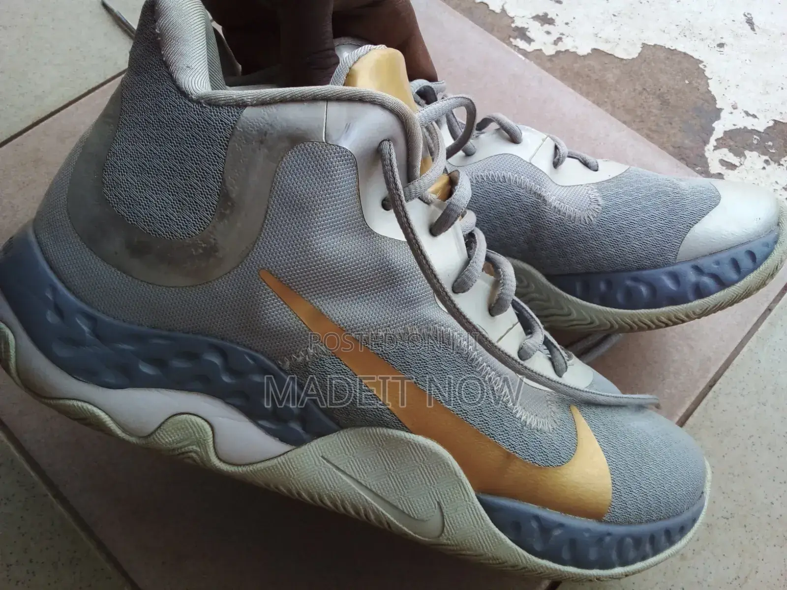 Nike Renew Elevate Basketball Sneakers – Grey/Gold – Size 42.5/43