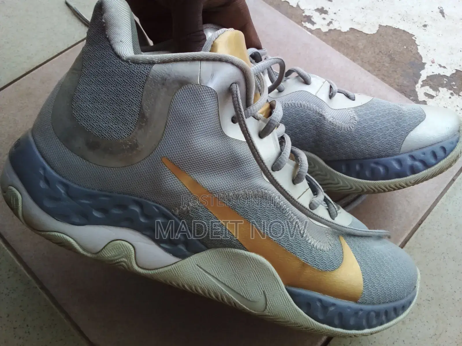 Nike Renew Elevate Basketball Sneakers – Grey/Gold – Size 42.5/43