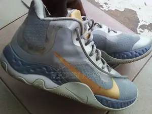 Nike Renew Elevate Basketball Sneakers – Grey/Gold – Size 42.5/43