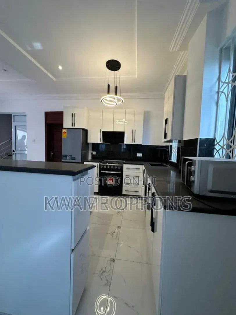 3bdrm Apartment in Sunshine Estate, School Junction for rent
