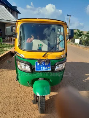 TVS King Deluxe Plus iTouch Start 2025 Green