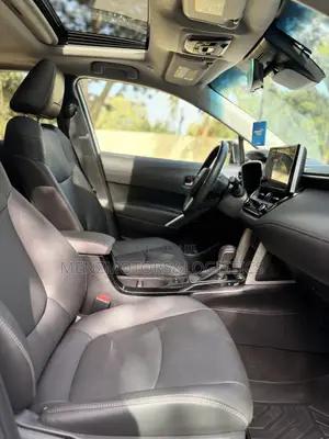 Toyota Corolla Cross XLE 4WD 2024 White