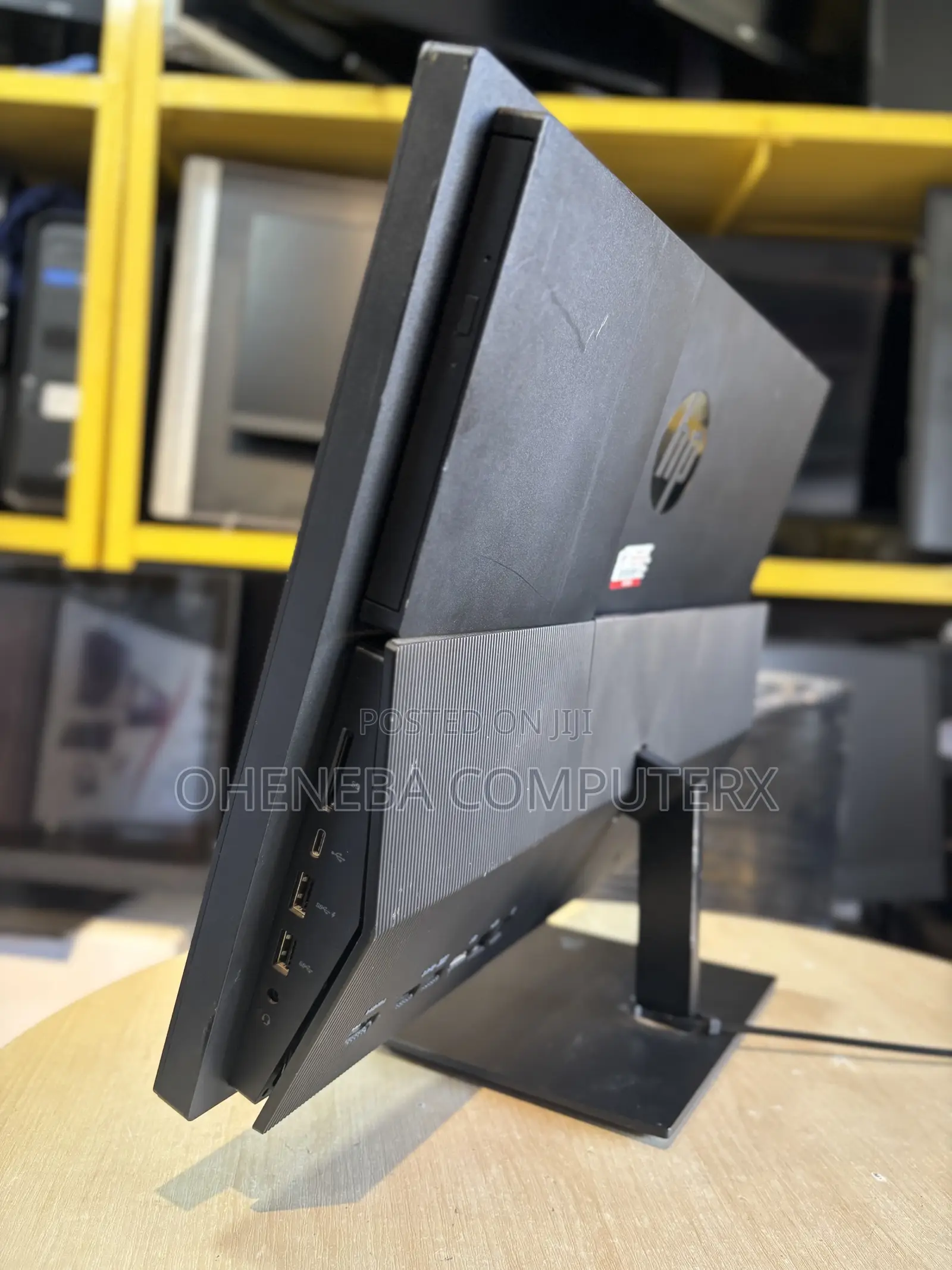 Desktop Computer HP ProOne 400 8GB Intel Core i7 SSD 256GB