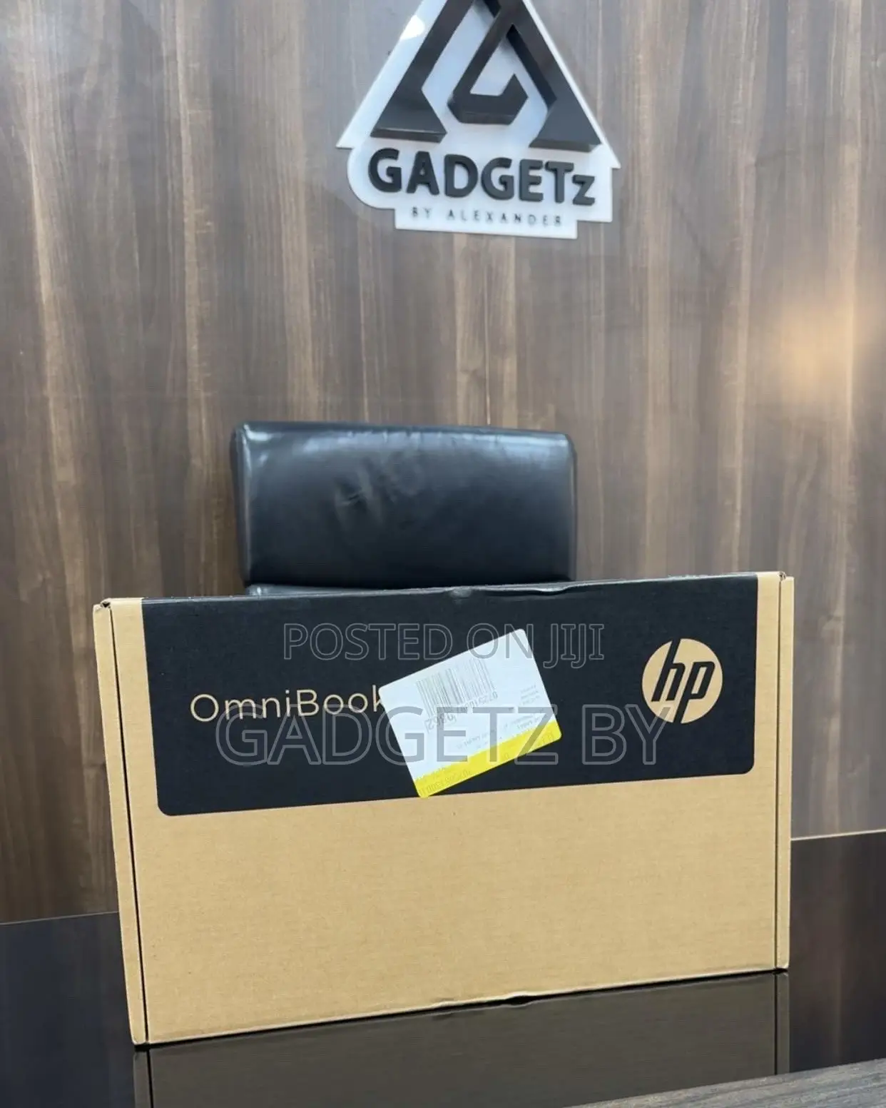 New Laptop HP OmniBook 5 Flip 16GB Intel Core 7 SSD 512GB