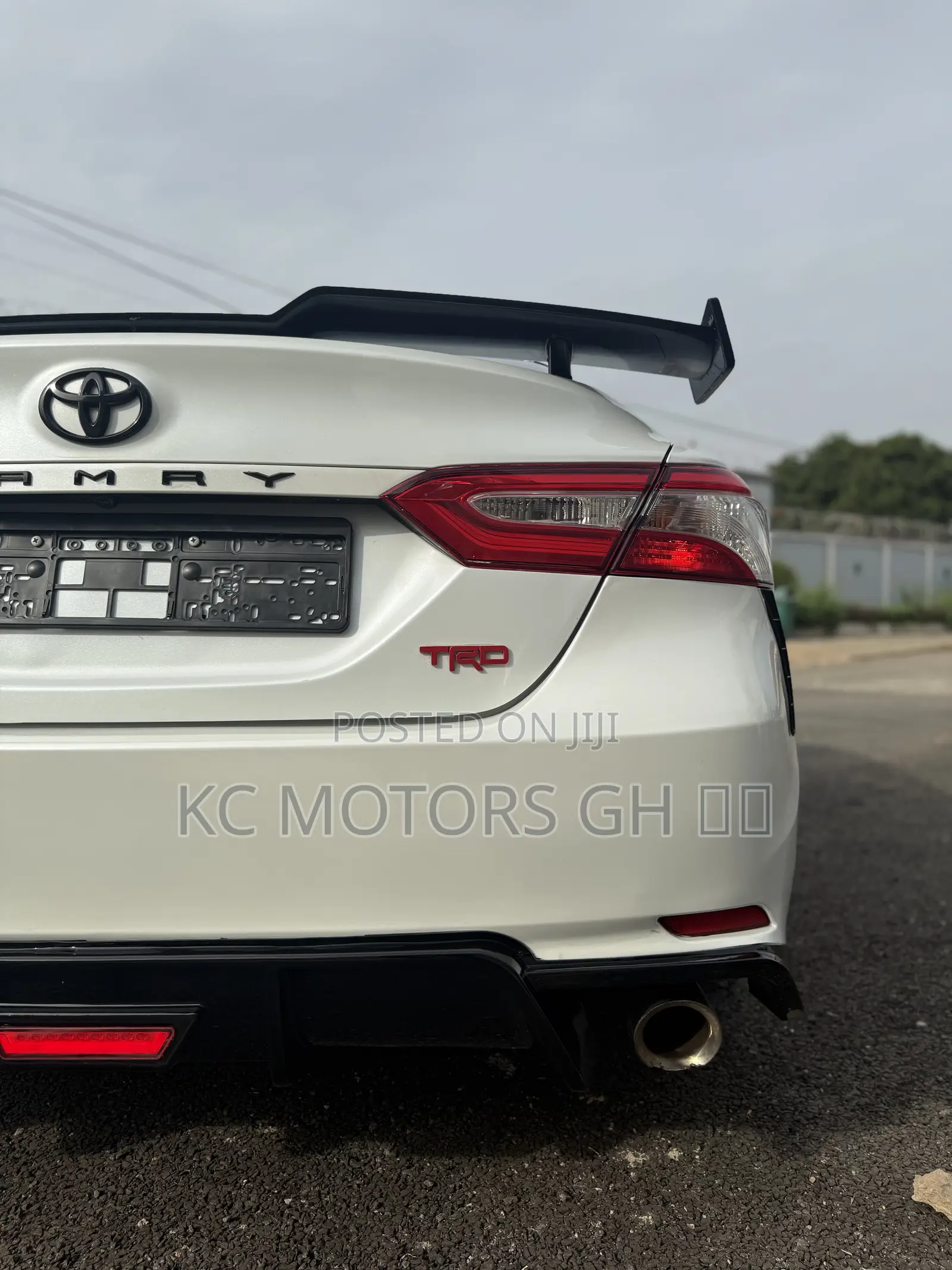 Toyota Camry TRD V6 FWD 2020 White