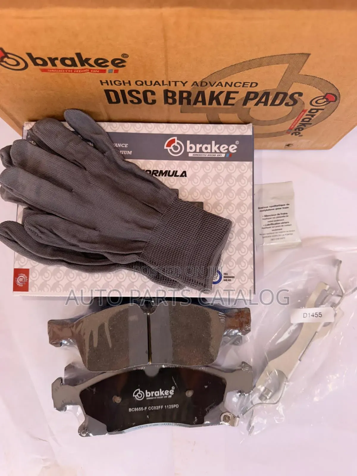 High-Quality Ceramic Brake Pads for Supply