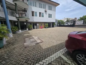 2bdrm Apartment in East Airport, Papaye for rent
