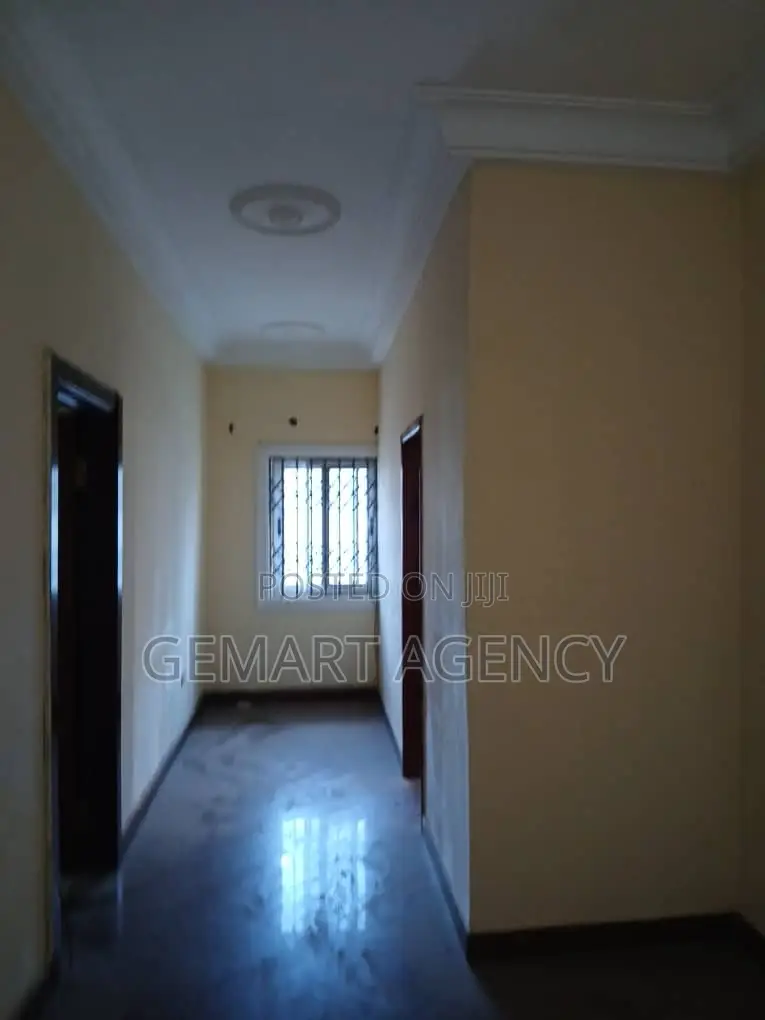 3bdrm Apartment in Kwabenya Acp for rent