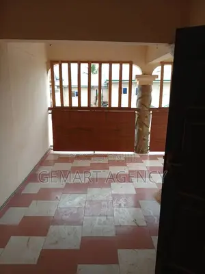 3bdrm Apartment in Kwabenya Acp for rent