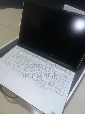 Laptop Dell Allenware M15 R5 16GB Intel Core i7 SSD 512GB