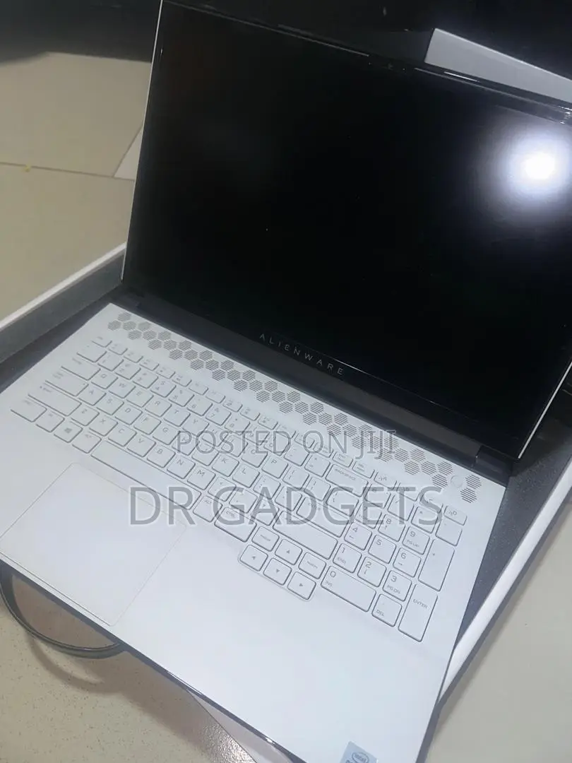 Laptop Dell Allenware M15 R5 16GB Intel Core i7 SSD 512GB