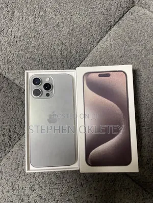 Apple iPhone 15 Pro Max 256 GB Silver