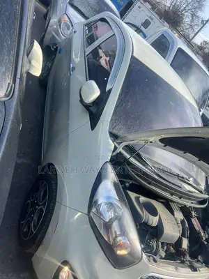 Kia Morning 2015 Off white