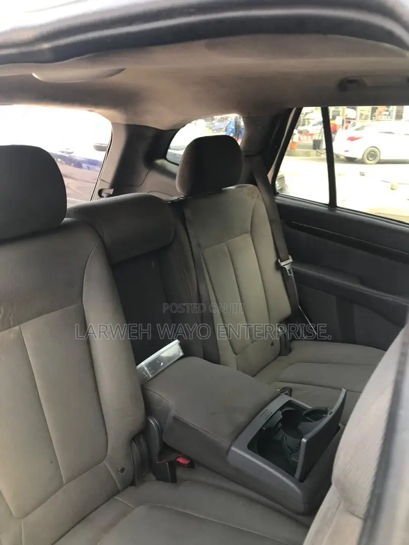 Hyundai Santa Fe 2012 Brown