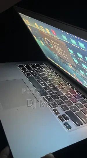Laptop Apple MacBook Air 4GB Intel Core i7 SSD 128GB