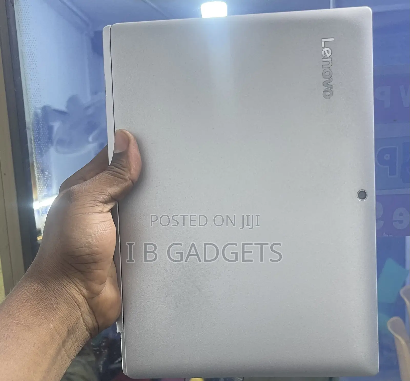 Laptop Lenovo IdeaPad 310 2GB Intel Atom SSD 32GB