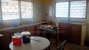 6 Bedroom House Commercial Property for Rent at Kwabenya