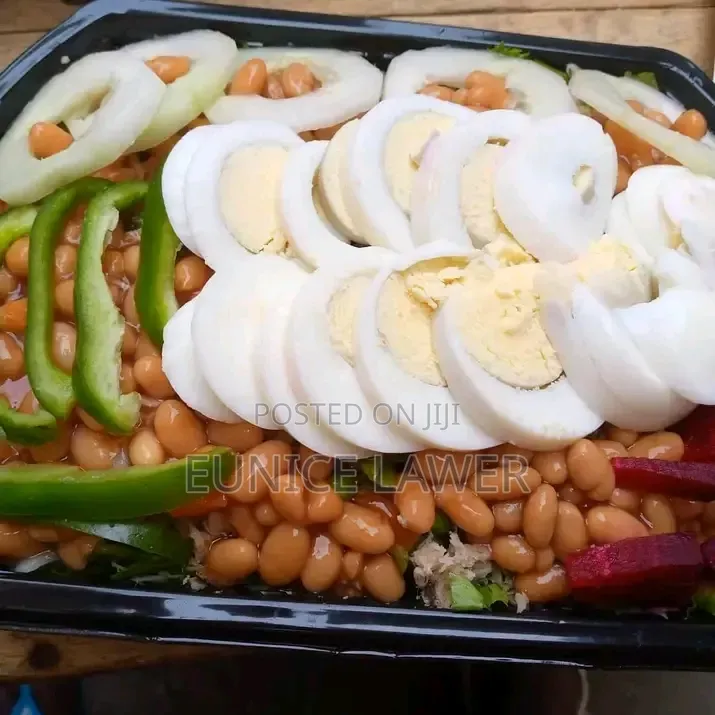 Perfect Catering Services: Delicious Meals, Cakes Pastries