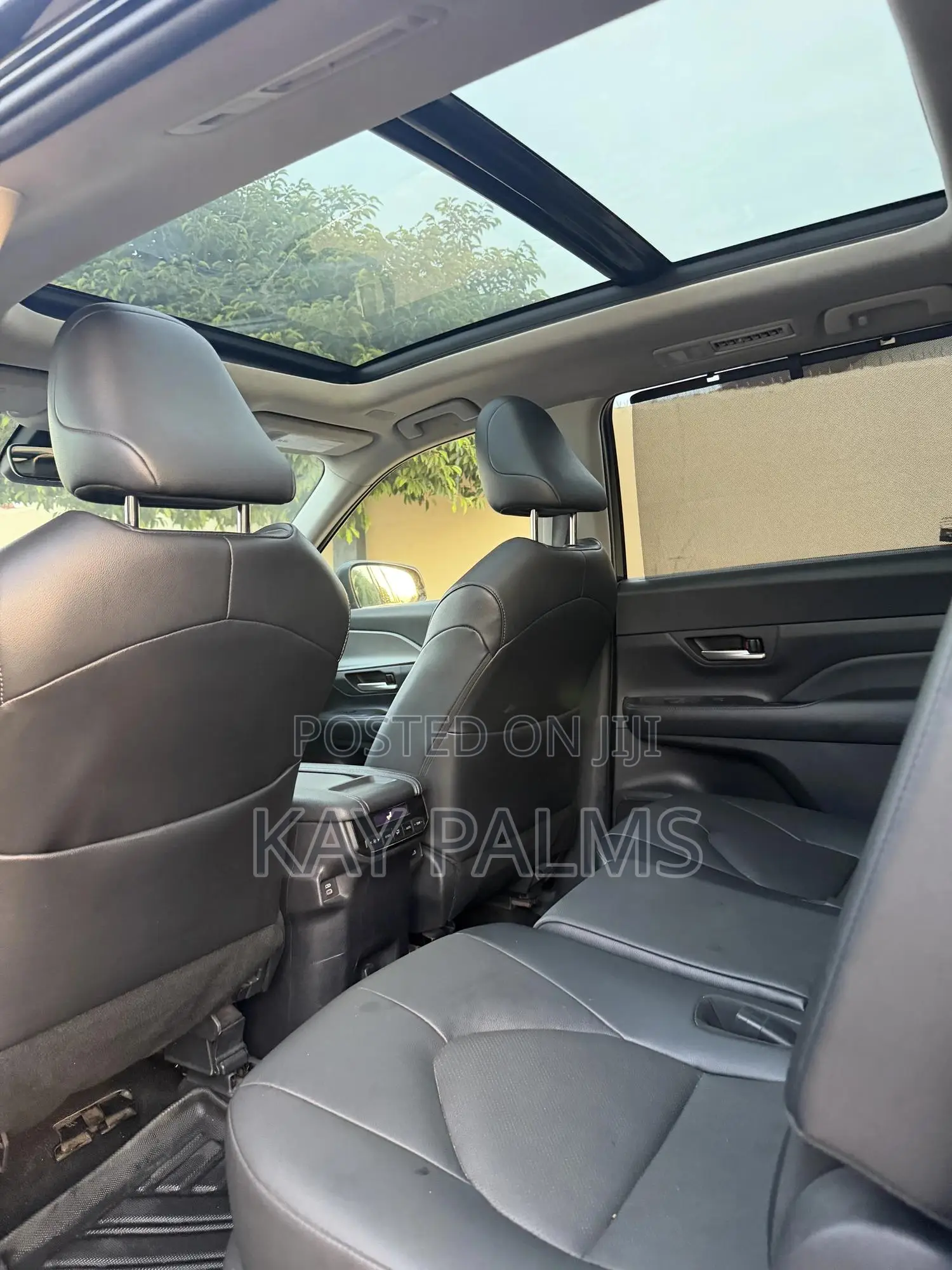Toyota Highlander XLE AWD 2024 Black
