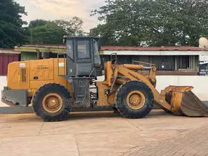 Wheel-Loader
