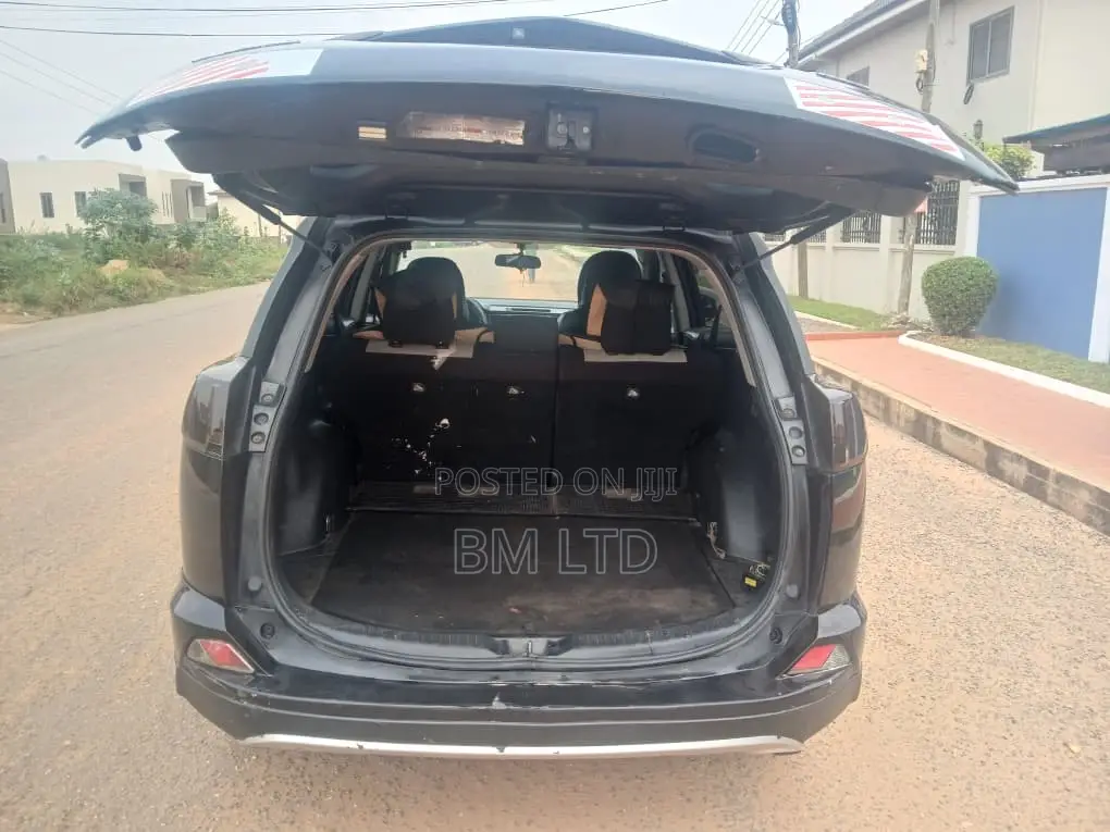 Toyota RAV4 2016 Black