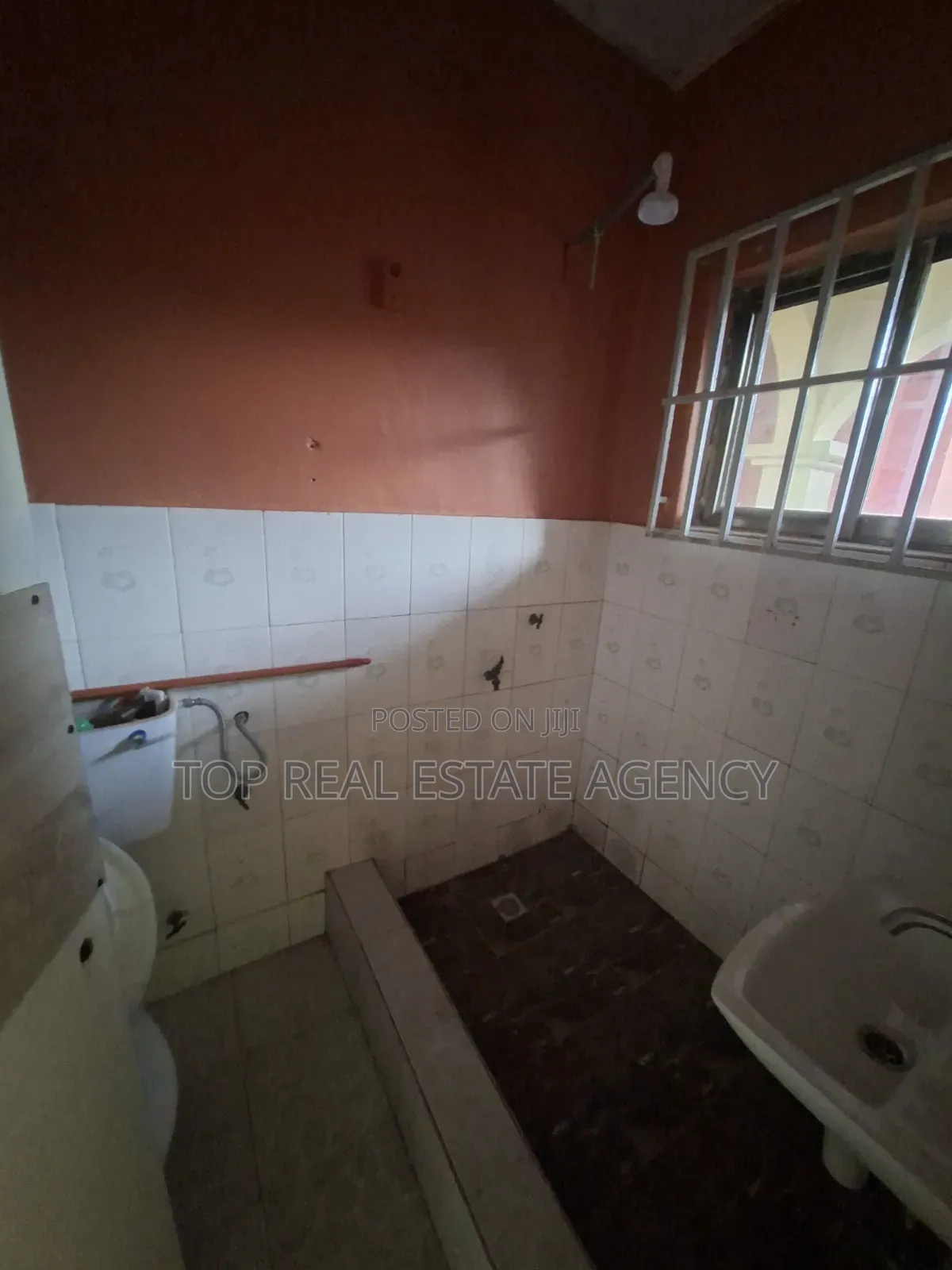 1bdrm Apartment in Achomota Mall, Ga East Municipal for rent