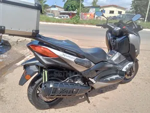 Yamaha 2021 Silver